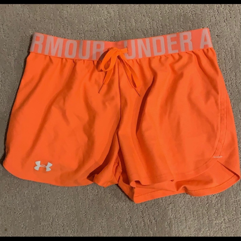 Shorts - Picture 3 of 4